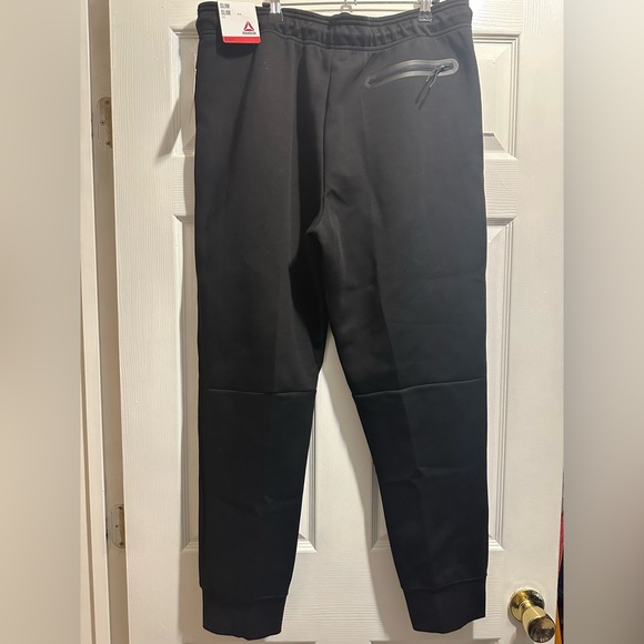 NWT Reebok Mens Momentum Jogger - Picture 8 of 10